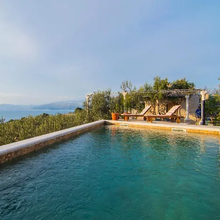 Roza Villa